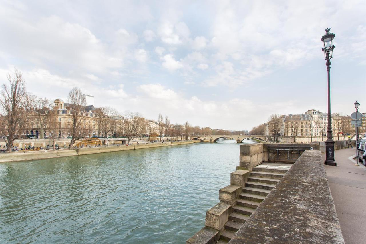 Appartement CMG Notre-Dame / Ile de la CIté à Paris Extérieur photo